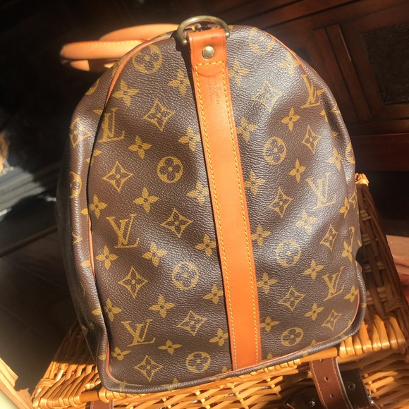 Authentic Louis Vuitton Keepall 50 Bandouliere - Picture 4 of 16